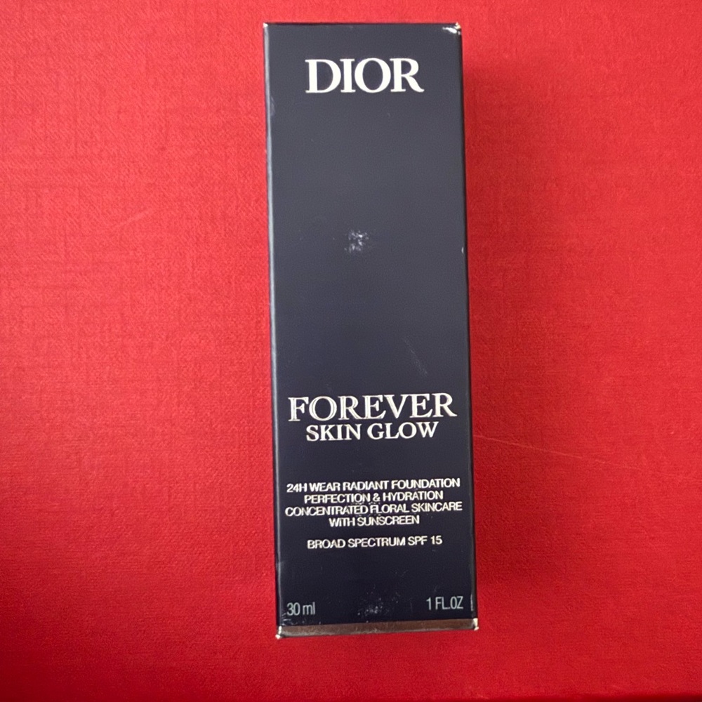 Dior Forever Skin Glow in Cool Rosy